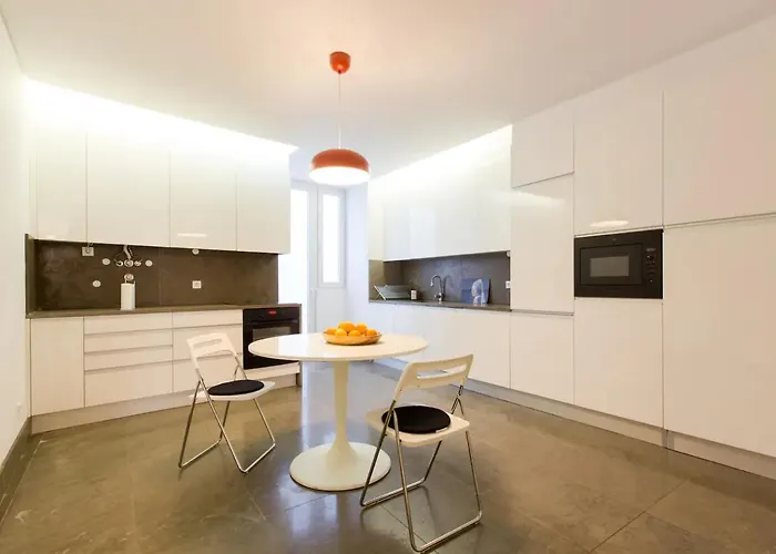 Place Of Tram 28 Apartment *