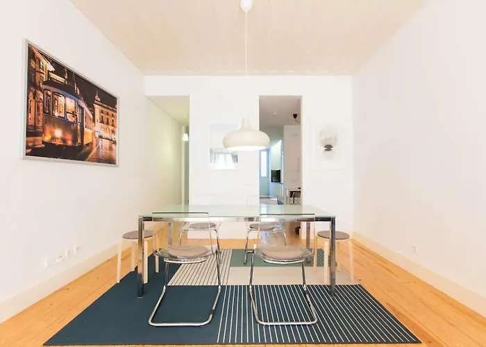 Apartment Place Of Tram 28 *