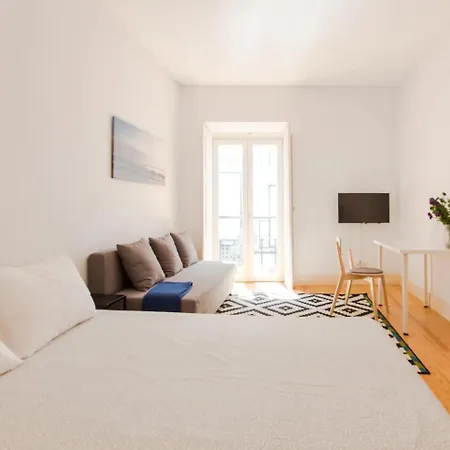 Apartment Place Of Tram 28 Lisbon